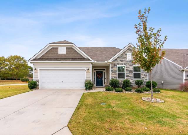 Property at 514 Daisy Hill Ln, Simpsonville, SC 29681, 4 beds, 3 baths