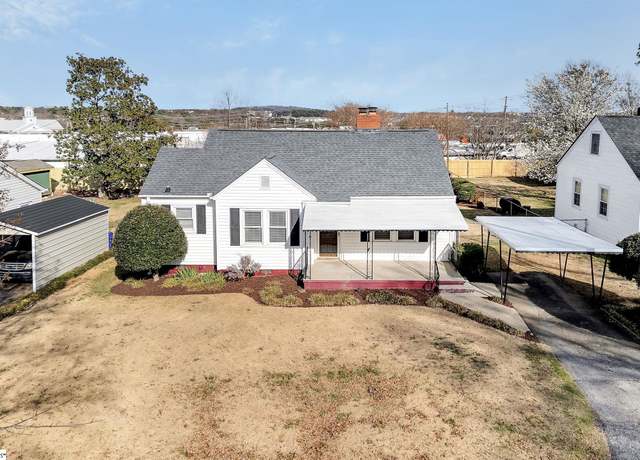 Property at 25 Fore Ave, Greenville, SC 29607-3217, 2 beds, 1 bath