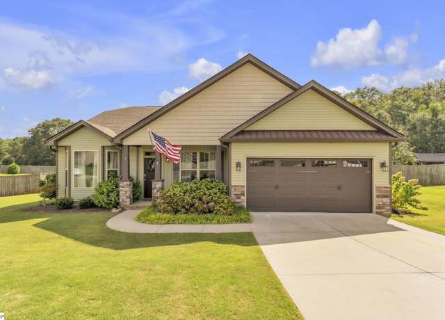 Property at 5 Kingsfield Pl, Piedmont, SC 29673, 3 beds, 2 baths