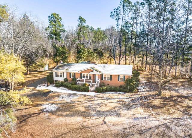 Property at 485 Edgewood Cir, Woodruff, SC 29388, 4 beds, 2 baths