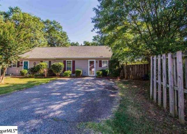 Property at 317 Farnsworth Rd, Spartanburg, SC 29301-1623, 2 beds, 2 baths