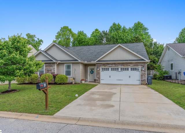 Property at 110 Lepore Ln, Greenville, SC 29611, 3 beds, 2 baths