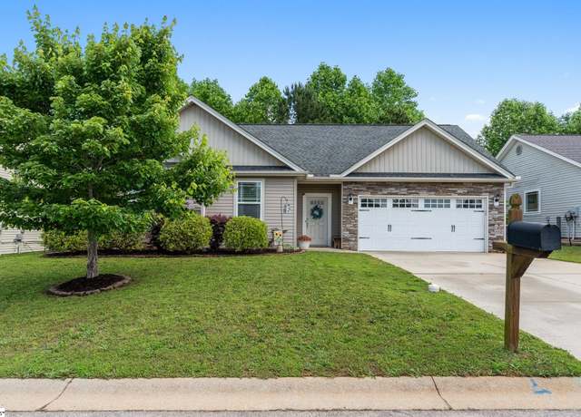 Property at 110 Lepore Ln, Greenville, SC 29611, 3 beds, 2 baths