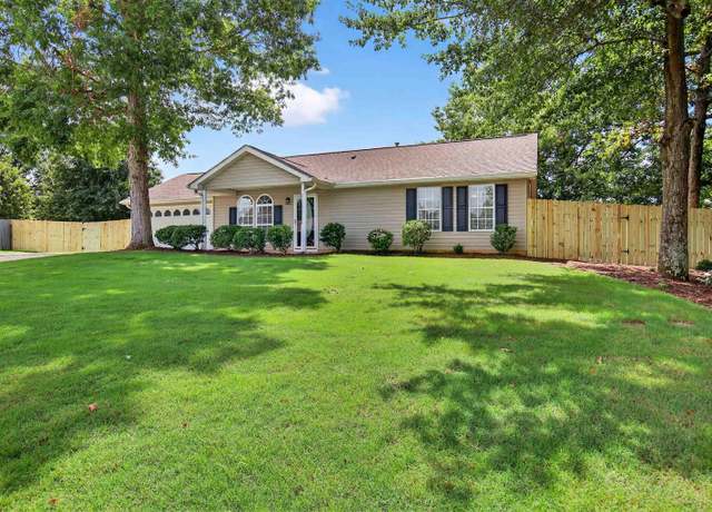 Property at 407 Ariel Ct, Fountain Inn, SC 29645, 3 beds, 2 baths