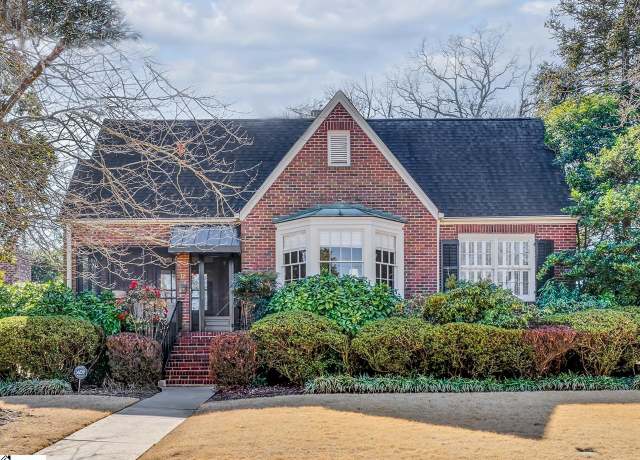 Property at 12 Cothran St, Greenville, SC 29605, 4 beds, 4.5 baths