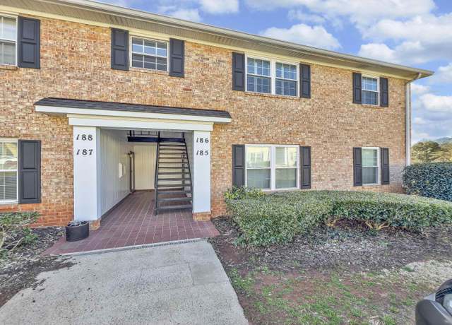Property at 925 Cleveland St Unit 186, Greenville, SC 29601, 1 bed, 1 bath