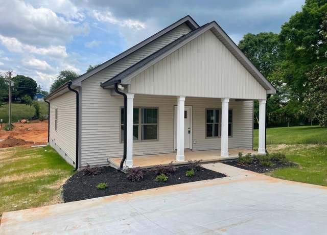 Property at 111 N Spencer St, Duncan, SC 29334, 3 beds, 2 baths