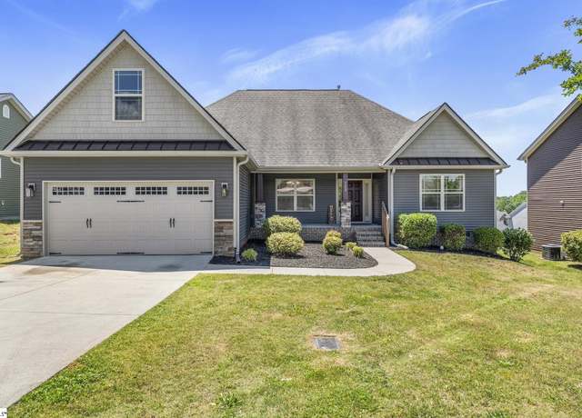 Property at 122 Corinth Dr, Piedmont, SC 29673, 4 beds, 2 baths