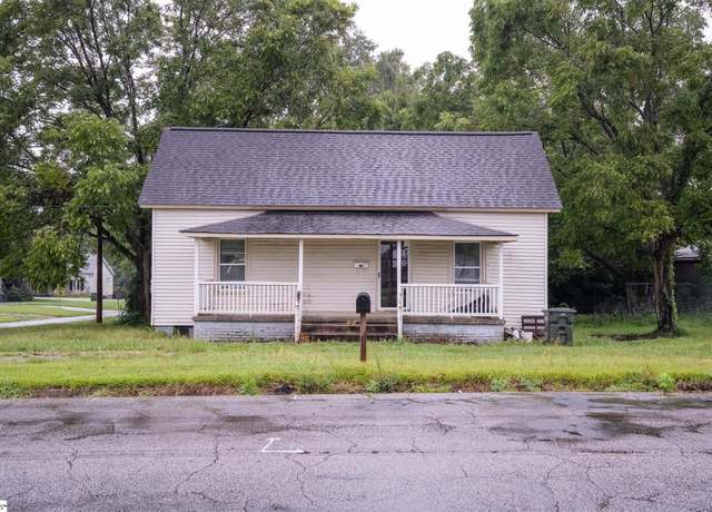 Property at 706 S 5th St, Easley, SC 29640, 2 beds, 1 bath