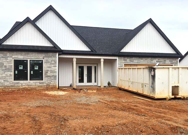 Property at 1026 S November Dr, Boiling Springs, SC 29316, 4 beds, 3 baths