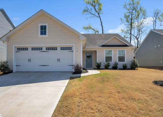 Property at 920 Throckmorton Ct, Greenville, SC 29605, 3 beds, 2 baths