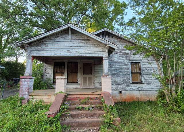 Property at 509 E Hampton St, Anderson, SC 29624-2813, 2 beds, 1 bath