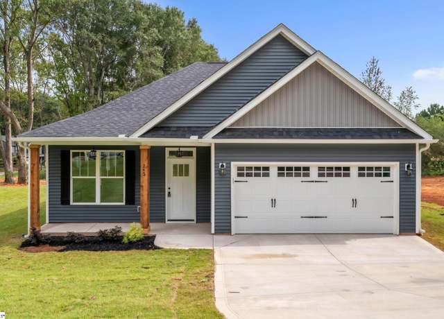 Property at 245 Black Rd, Simpsonville, SC 29680, 3 beds, 2 baths