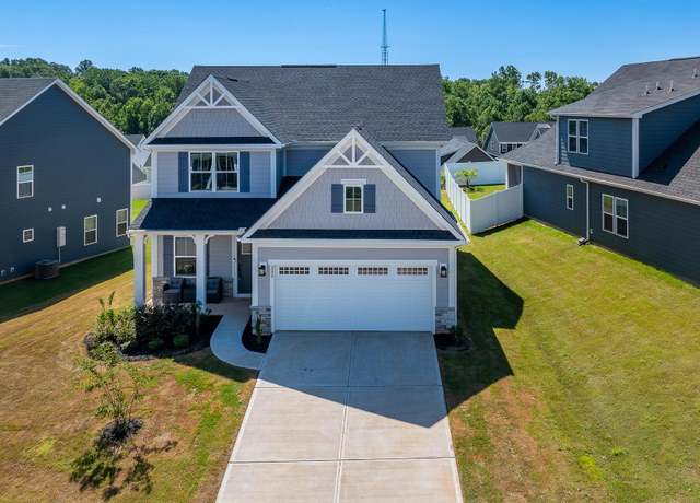 Property at 200 Hollythorpe Ln, Fountain Inn, SC 29644, 3 beds, 2.5 baths