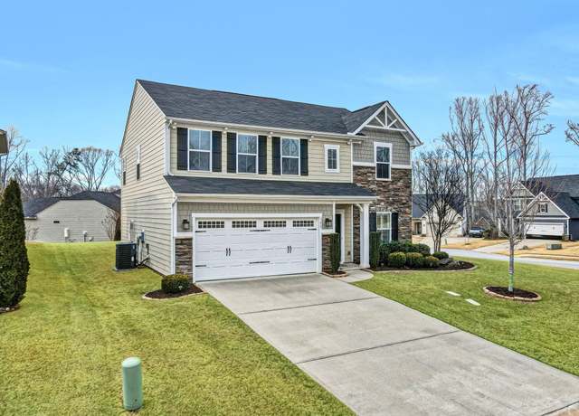 Property at 143 Fawn Hill Dr, Simpsonville, SC 29681, 4 beds, 2.5 baths