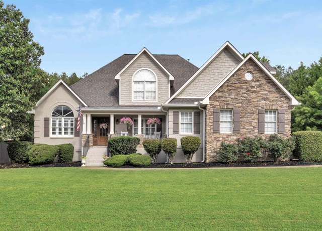 Property at 115 Red Maple Cir, Easley, SC 29642, 4 beds, 3 baths