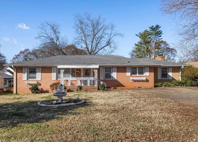 Property at 105 Ash Ave, Lyman, SC 29365-1801, 3 beds, 2 baths