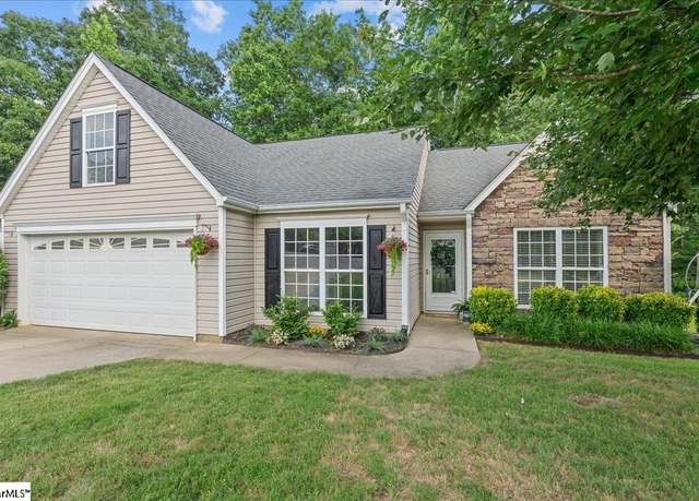 Property at 269 Dartmoor Dr, Spartanburg, SC 29301, 3 beds, 2 baths