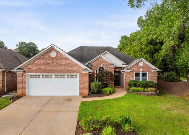 Property at 102 Hidden Ridge Dr, Spartanburg, SC 29301, 3 beds, 2 baths