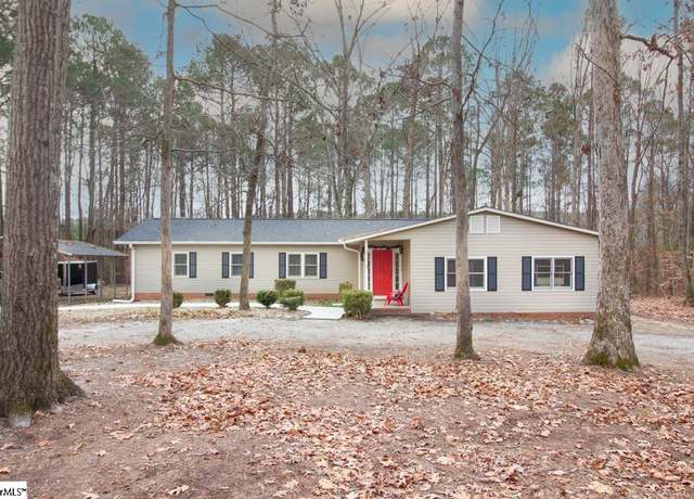 Property at 123 Country Acres Rd, Greenwood, SC 29646, 5 beds, 3 baths
