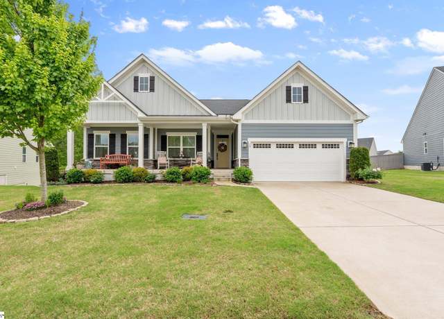 Property at 18 Pequot Dr, Greenville, SC 29607, 3 beds, 2 baths
