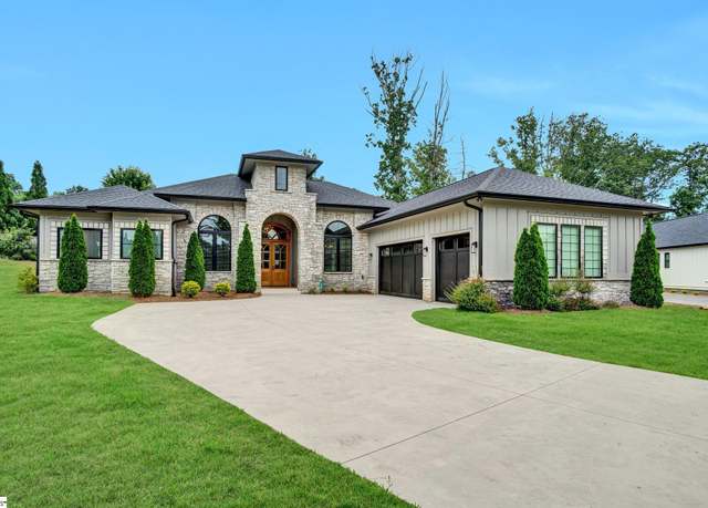 Property at 909 Pelham Rd, Greenville, SC 29615, 4 beds, 3.5 baths