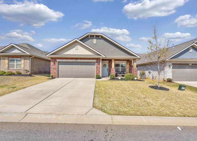 Property at 627 Lombard Dr, Boiling Springs, SC 29316, 3 beds, 2 baths