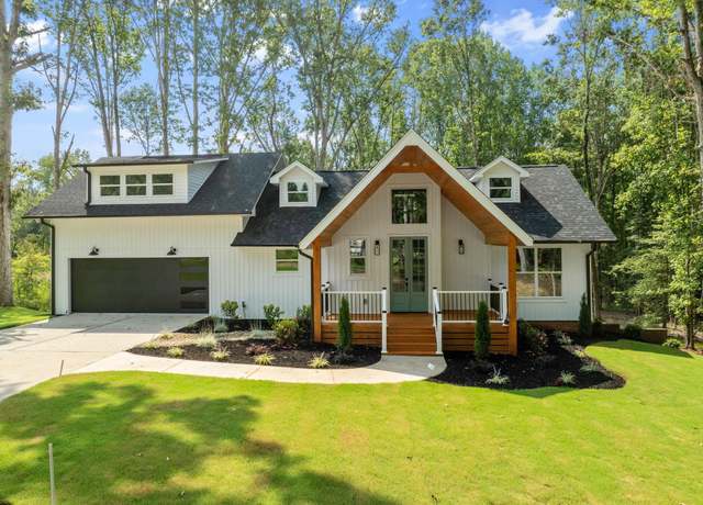 Property at 209 Gerald Dr, Simpsonville, SC 29681, 5 beds, 4 baths