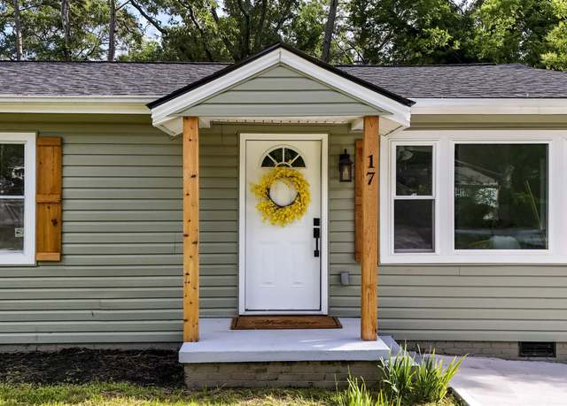 Property at 17 Prosperity Ct, Greenville, SC 29605, 3 beds, 2 baths