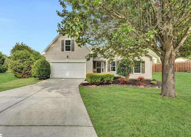Property at 953 Breezewood Ct, Greer, SC 29651, 3 beds, 2 baths