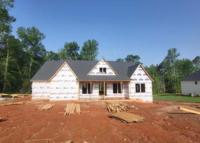 Property at 3959 Pennington Rd, Greer, SC 29651, 5 beds, 3.5 baths