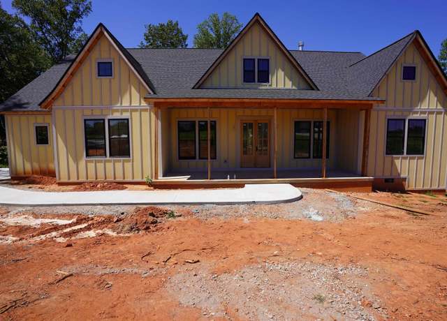 Property at 3959 Pennington Rd, Greer, SC 29651, 5 beds, 3.5 baths