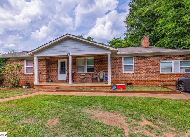 Property at 602 Marion Ave, Gaffney, SC 29341, 5 beds, 2 baths