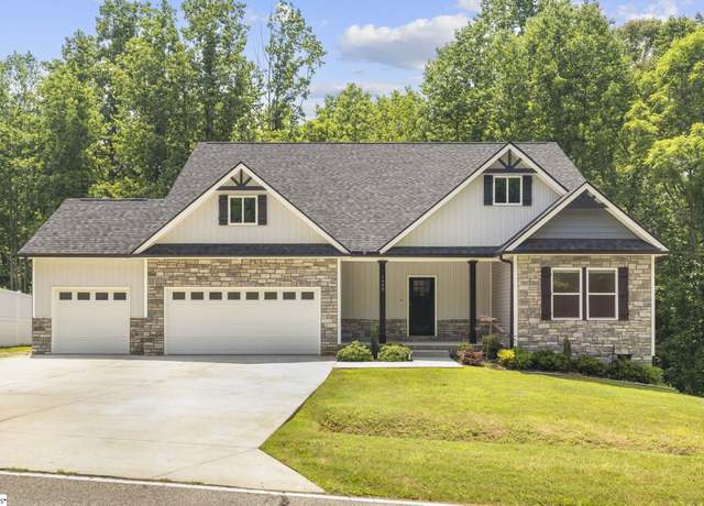 Property at 1695 Hickory Nut Rd, Inman, SC 29364, 5 beds, 3.5 baths