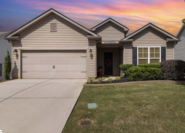 Property at 208 Evansdale Way, Simpsonville, SC 29680, 3 beds, 2 baths