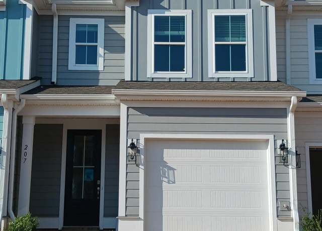 Property at 207 Lewes Ave, Simpsonville, SC 29681, 3 beds, 2.5 baths
