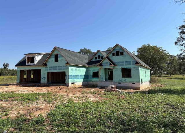 Property at 992 Bumblebee Ln, Wellford, SC 29385, 5 beds, 3 baths