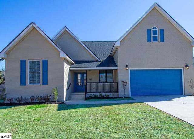 Property at 217 Barker Rd, Simpsonville, SC 29680, 4 beds, 2.5 baths