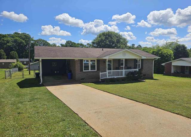 Property at 209 Range View Rd, Anderson, SC 29626, 2 beds, 1.5 baths