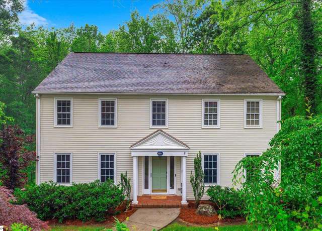 Property at 300 Perry Hill Rd, Easley, SC 29640, 4 beds, 2.5 baths