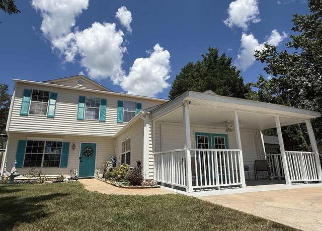 Property at 112 Habershame Ct, Easley, SC 29642, 4 beds, 2.5 baths
