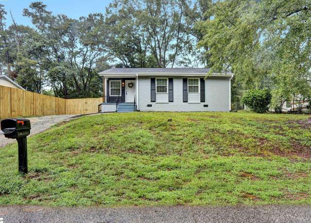 Property at 102 Harmony Dr, Spartanburg, SC 29301-5728, 4 beds, 2 baths