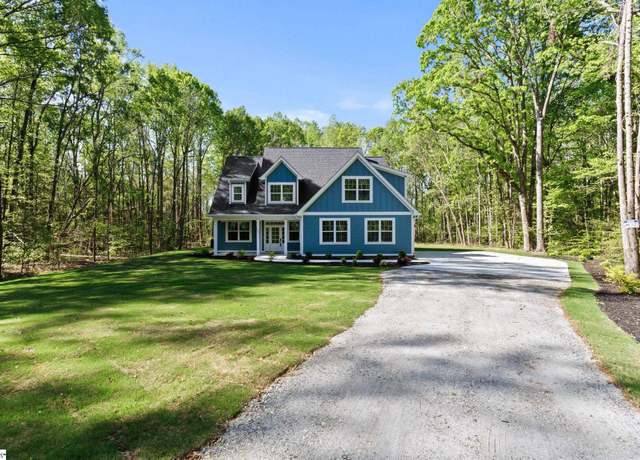 Property at 117 Robin Dr, Fountain Inn, SC 29644, 4 beds, 4 baths