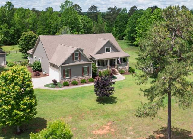 Property at 1387 Stewart Dairy Rd, Gray Court, SC 29645, 3 beds, 3.5 baths