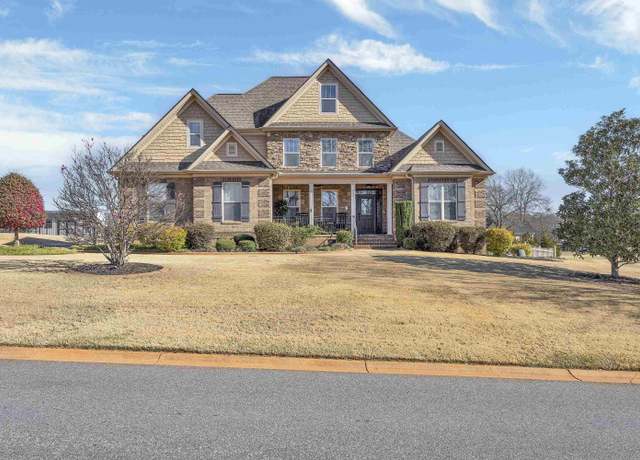 Property at 202 Avendell Dr, Easley, SC 29642, 4 beds, 3 baths