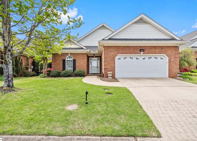 Property at 202 Greenview Cir, Greenville, SC 29609, 3 beds, 2 baths