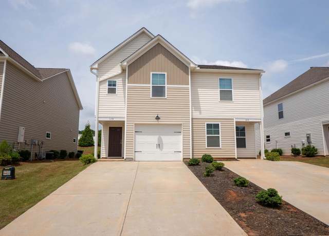 Property at 128 Adger Rd, Pendleton, SC 29670, 3 beds, 2.5 baths