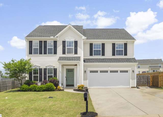 Property at 305 Vicksburg Dr, Piedmont, SC 29673, 4 beds, 2.5 baths