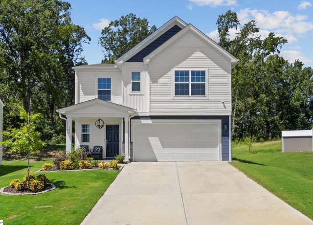 Property at 104 Broadtree Cir, Greenville, SC 29605, 5 beds, 3 baths