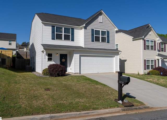 Property at 1074 Edenbrooke Cir, Anderson, SC 29621, 3 beds, 2.5 baths